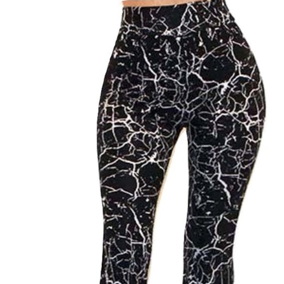 GRATEFULLY THREADED BLACK/WHITE MARBLE BELLS - Picture 2 of 5